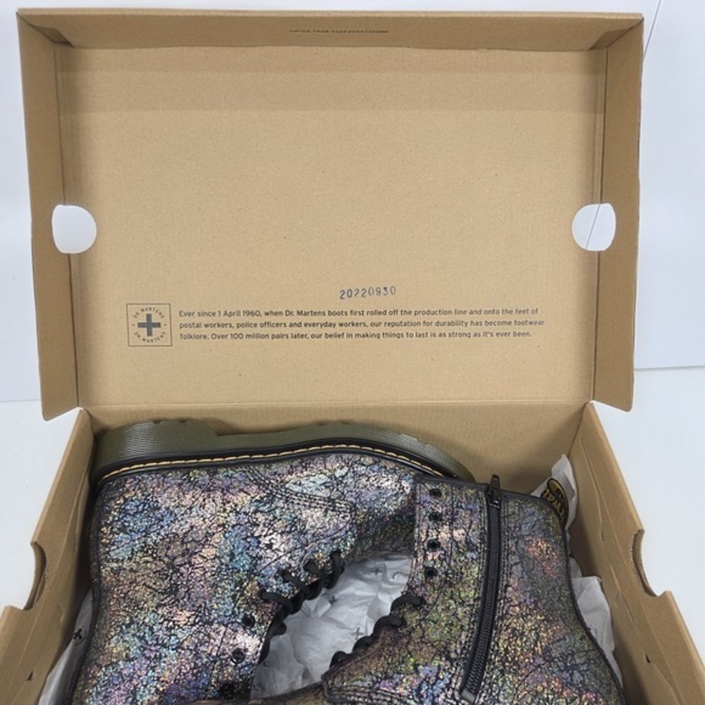 Dr. Martens Boots Disco Crinkle Black 1460 Y Combat Zip  US Size 6 Girls 5 Boys - Picture 12 of 16
